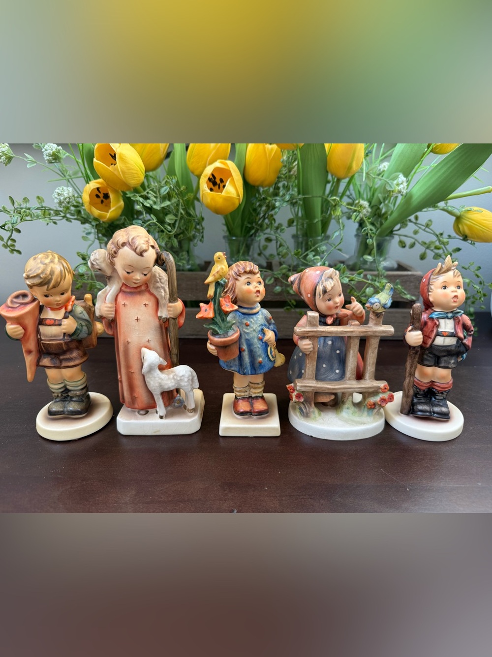 Lot of 5 Hummel figurines by M.J Hummel